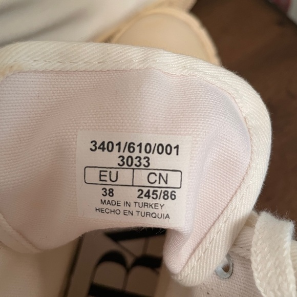 Zara White Canvas High-Top Sneakers - Picture 7 of 7